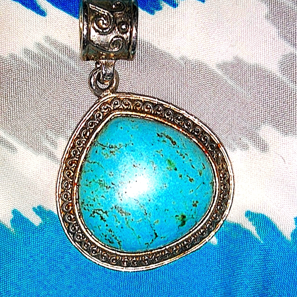 Turquoise pendant - Picture 2 of 2